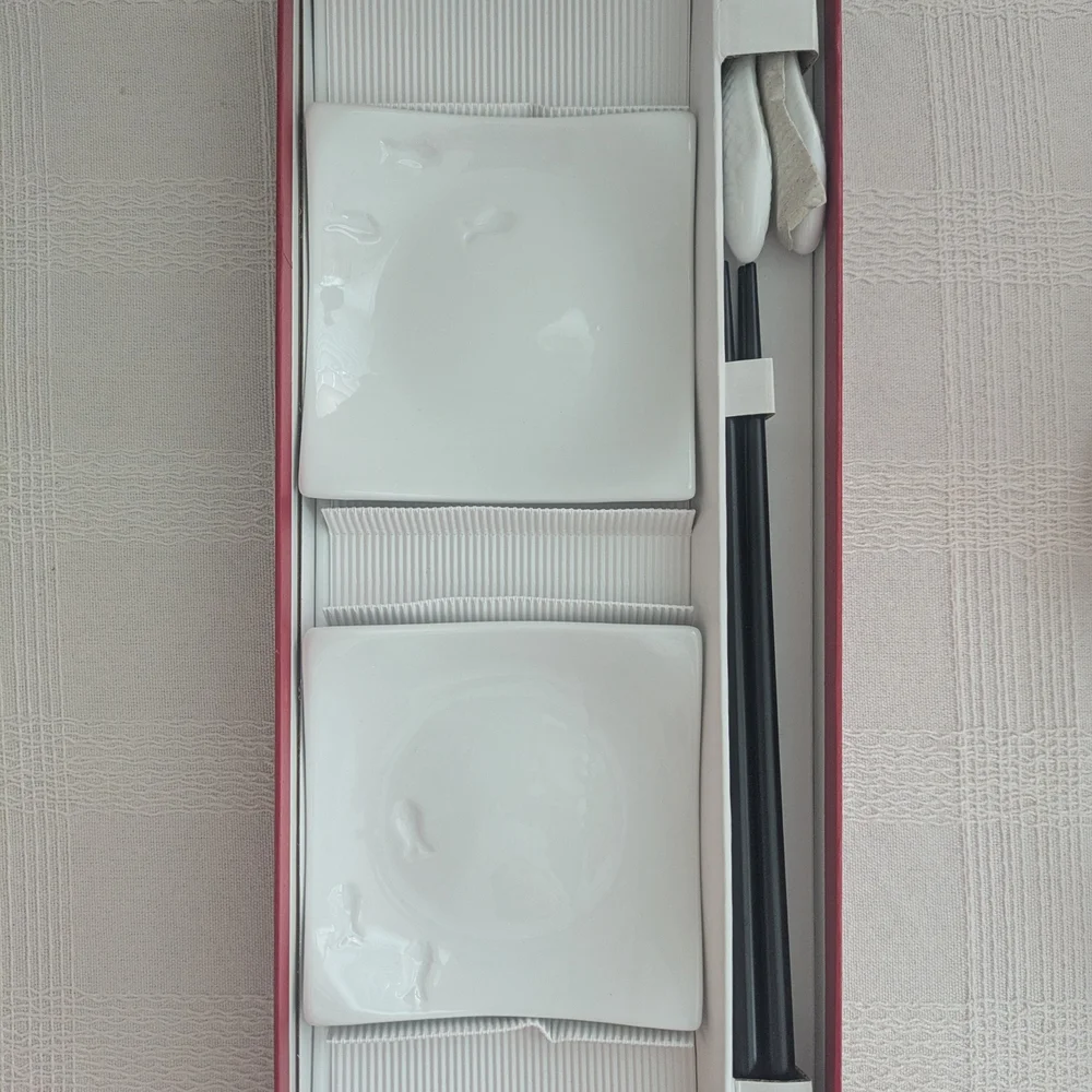 Crate&Barrel 8 Piece Sushi Set For Two - Brand New! 🍣🍤🍣🍤
